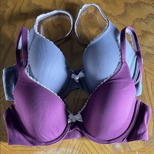 VS sz 34B Burgundy and Gray Bra Set